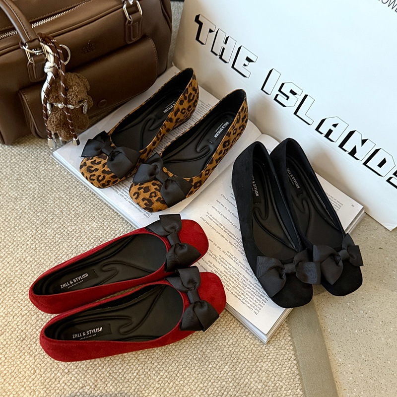 Formal Women Daily Wear Shoes - รองเท้าบัลเล่ต์หนังกลับหลากสีสำหรับผู้หญิง สวมใส่สบาย พร้อมดีเทลโบว์และหัวรองเท้าทรงเหลี่ยม รองเท้าสวมใส่สบายๆ และเป็นทางการสำหรับใช้ในชีวิตประจำวัน