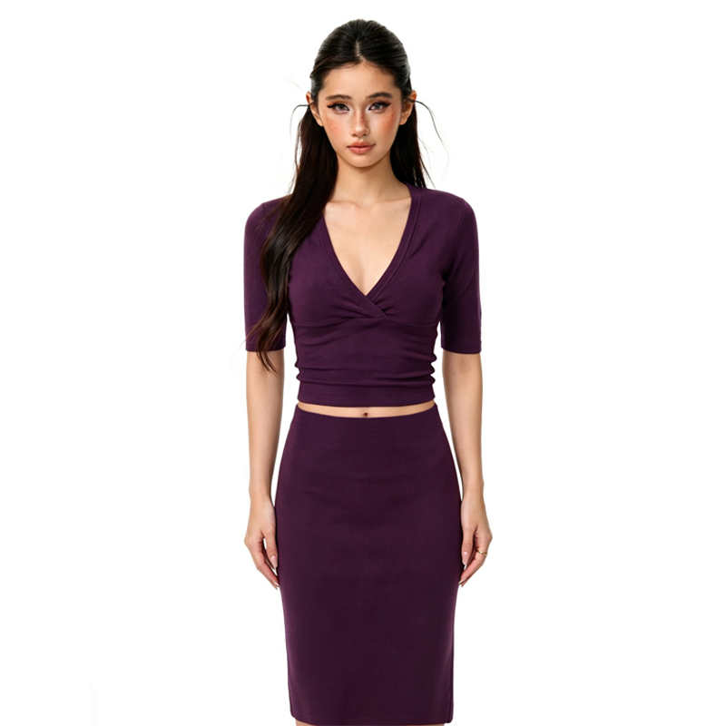 Pencil Skirt Midi - ชุดเซ็ต 2 ชิ้น เสื้อครอปแขนสั้นคอวีทรงเข้ารูปสไตล์ฝรั่งเศส กระโปรงทรงดินสอเอวสูงความยาวปานกลาง